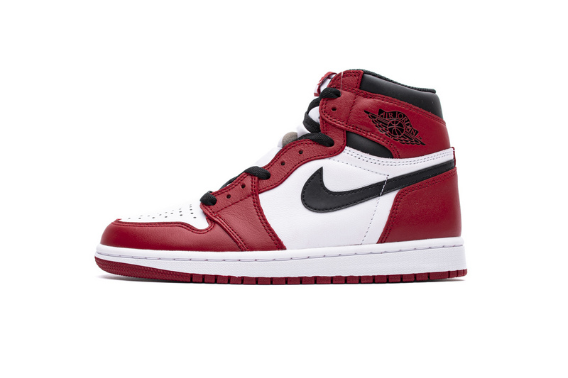 Air Jordan 1 Retro High OG 'Chicago' 2015 555088-101 - Iconic Sneakers for Collectors
