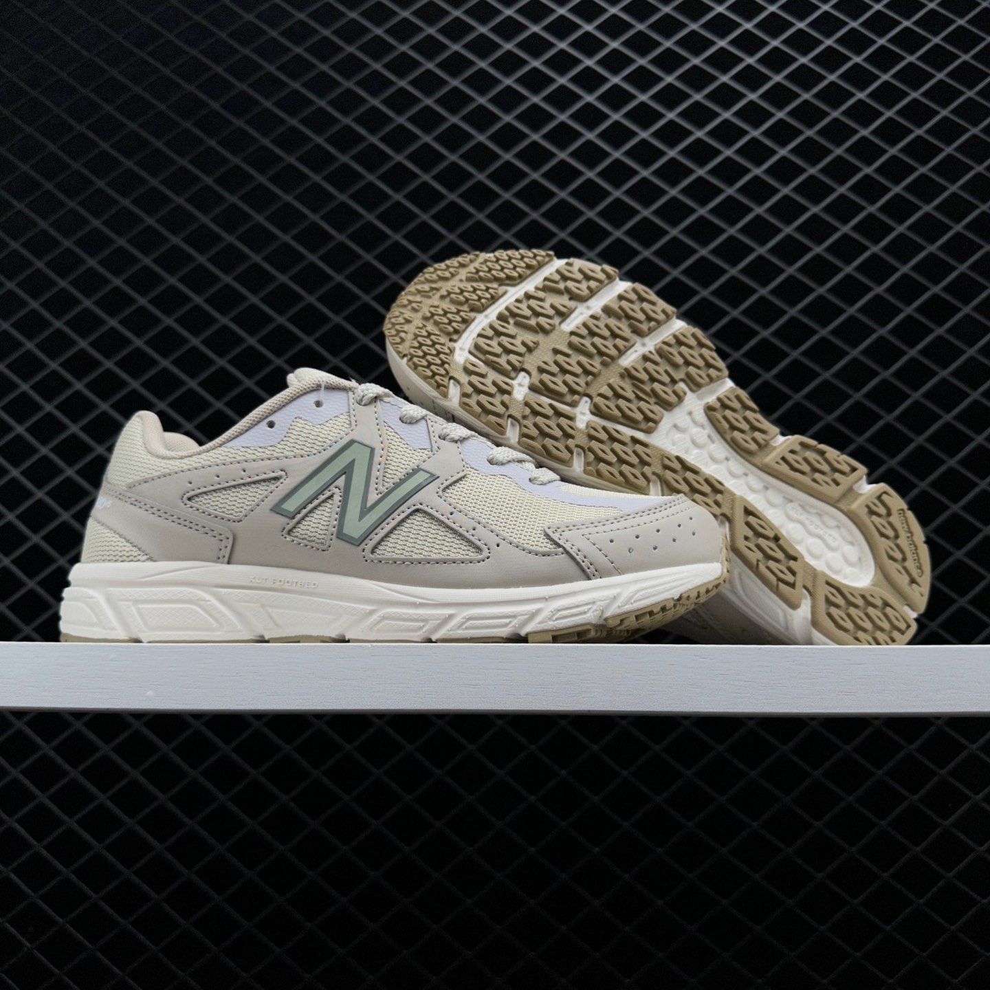 New Balance 480 Beige W480KO5 - Stylish and Comfortable Women's Shoes
