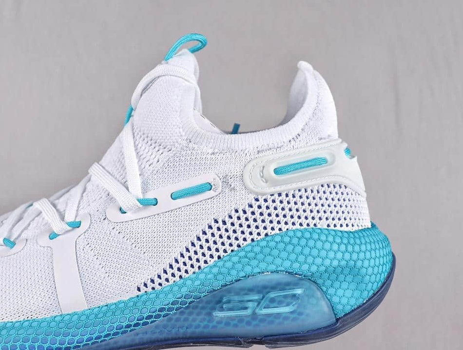 Under Armour Curry 6 'Christmas In The Town' 3022386-100 - Festive Basketball Sneakers!