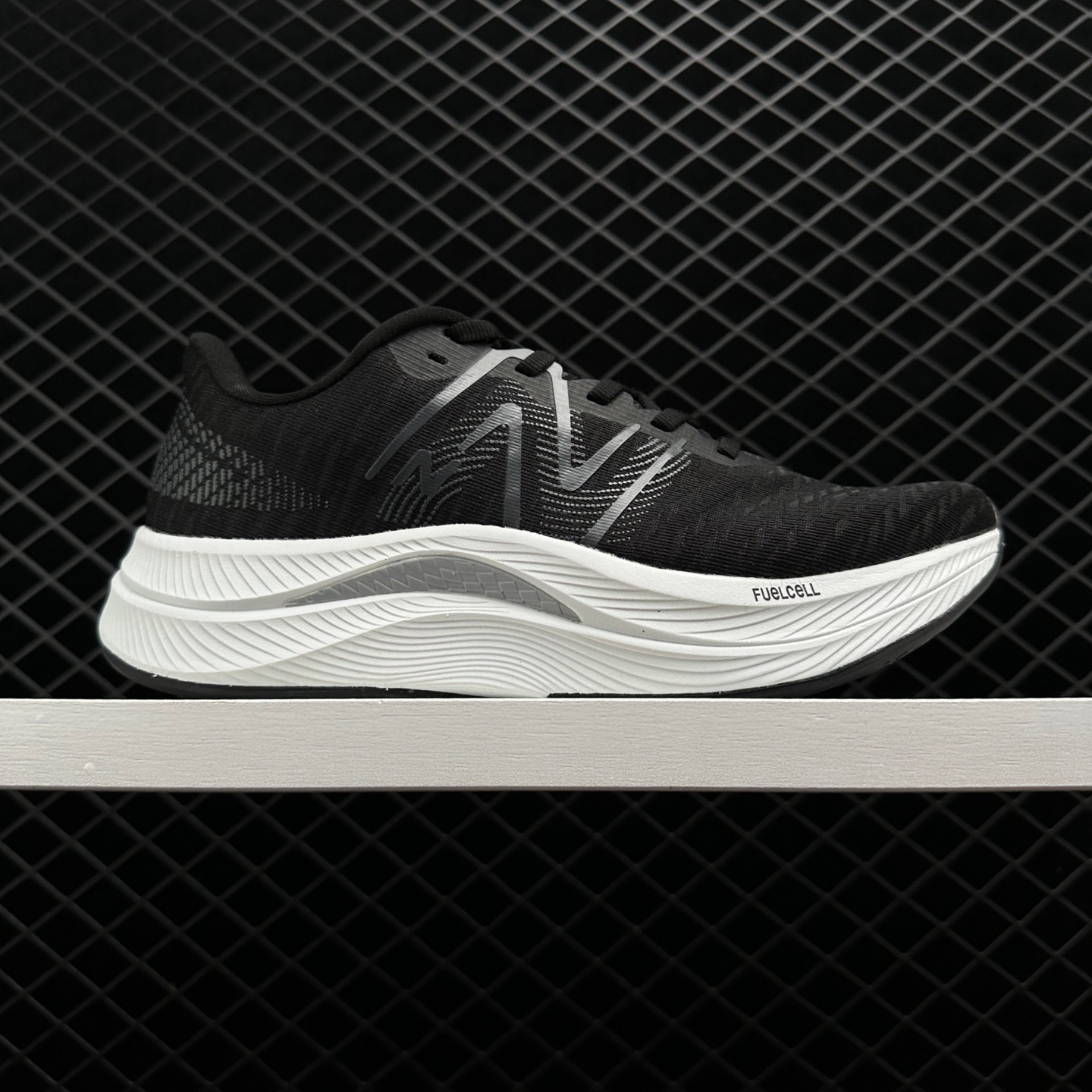 New Balance FuelCell Propel v4 - Black Silver | Lightweight Performance