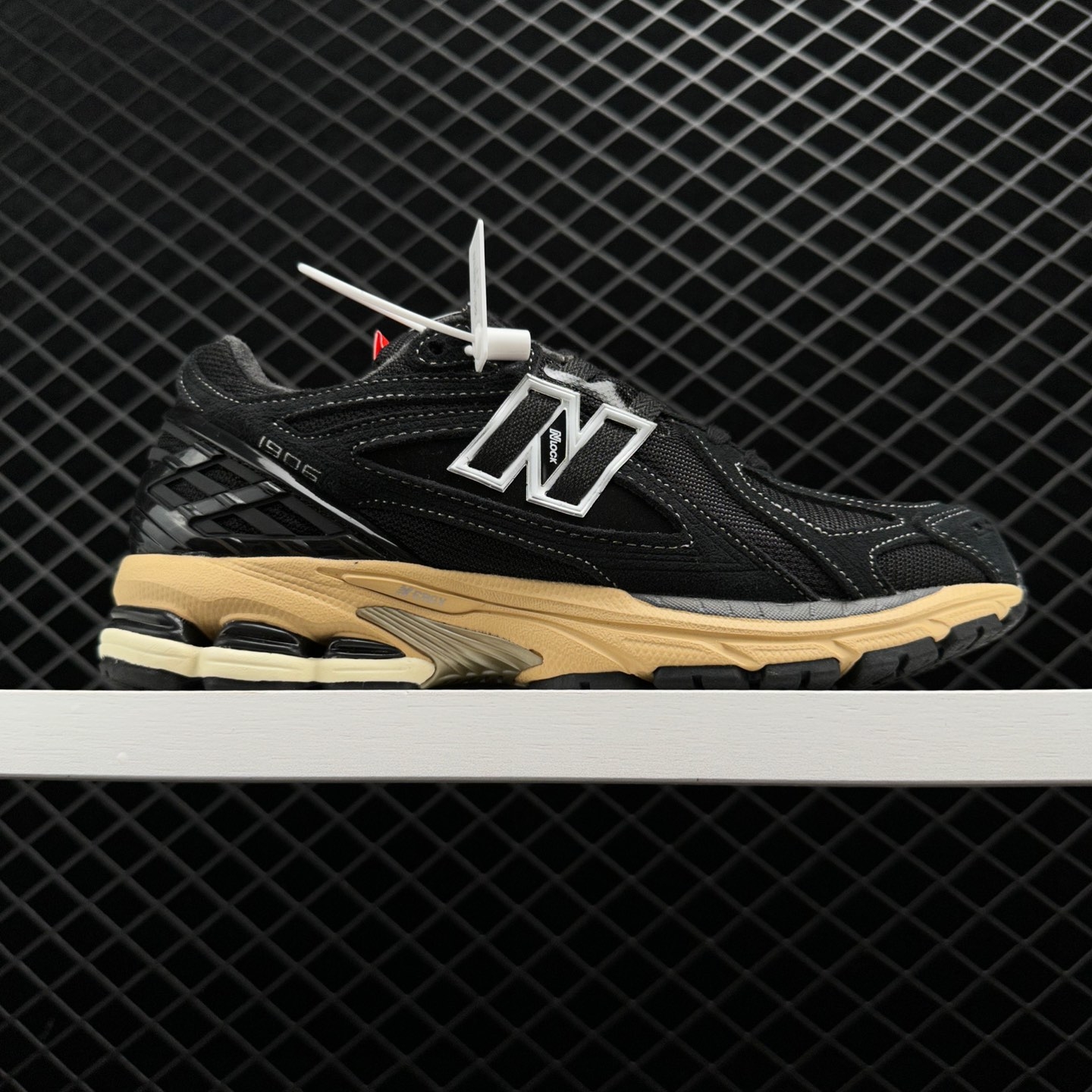 New Balance 1906R 'Black Taos Taupe' M1906RK - Performance and Style