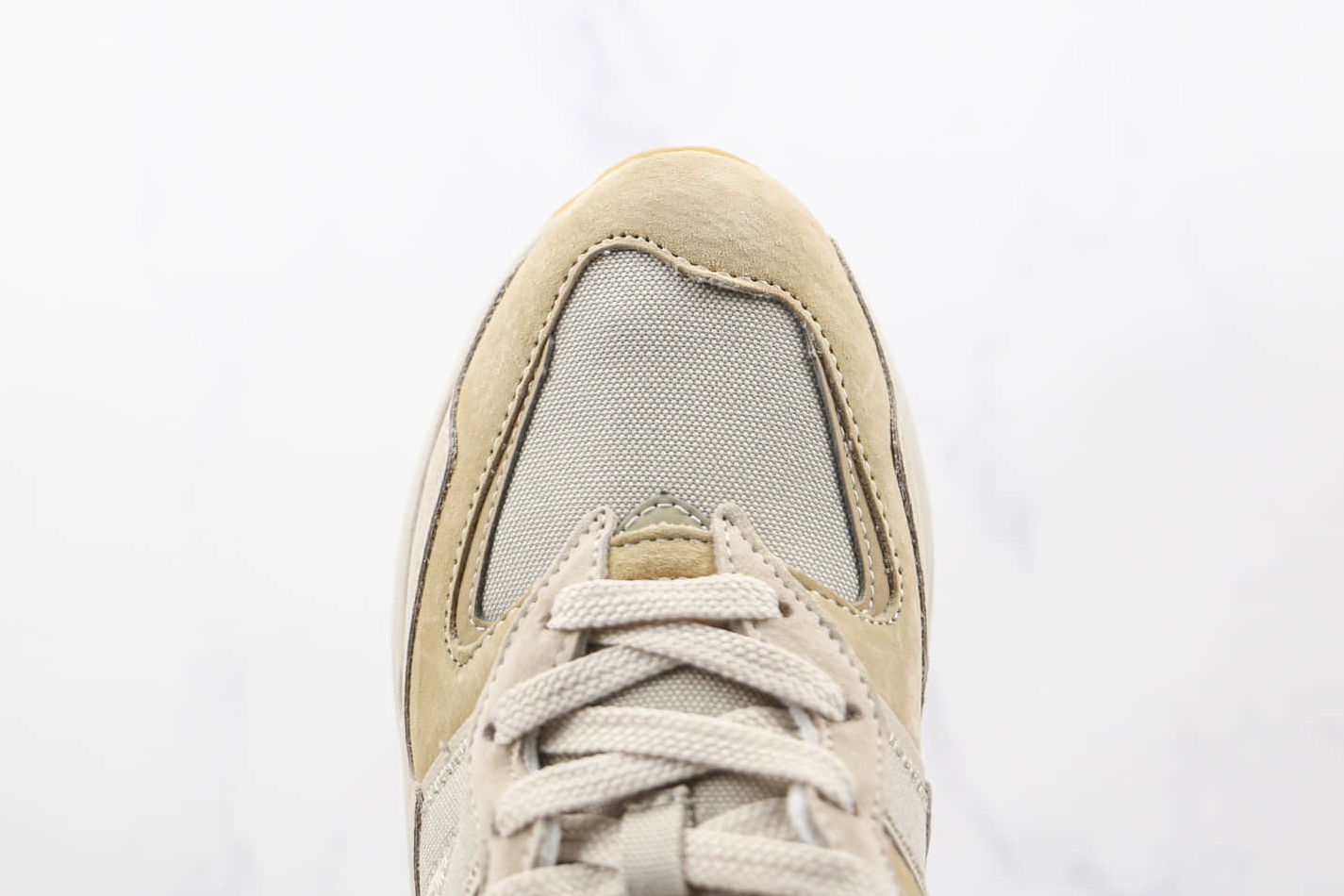New Balance Unisex 57 40 Series Low-Top Beige M5740UP - Stylish and Comfortable Footwear for All Ages