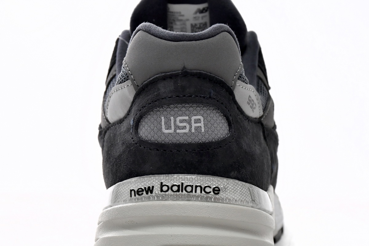 New Balance 992 Made In USA 'Navy Grey': Authentic Style & Superb Quality